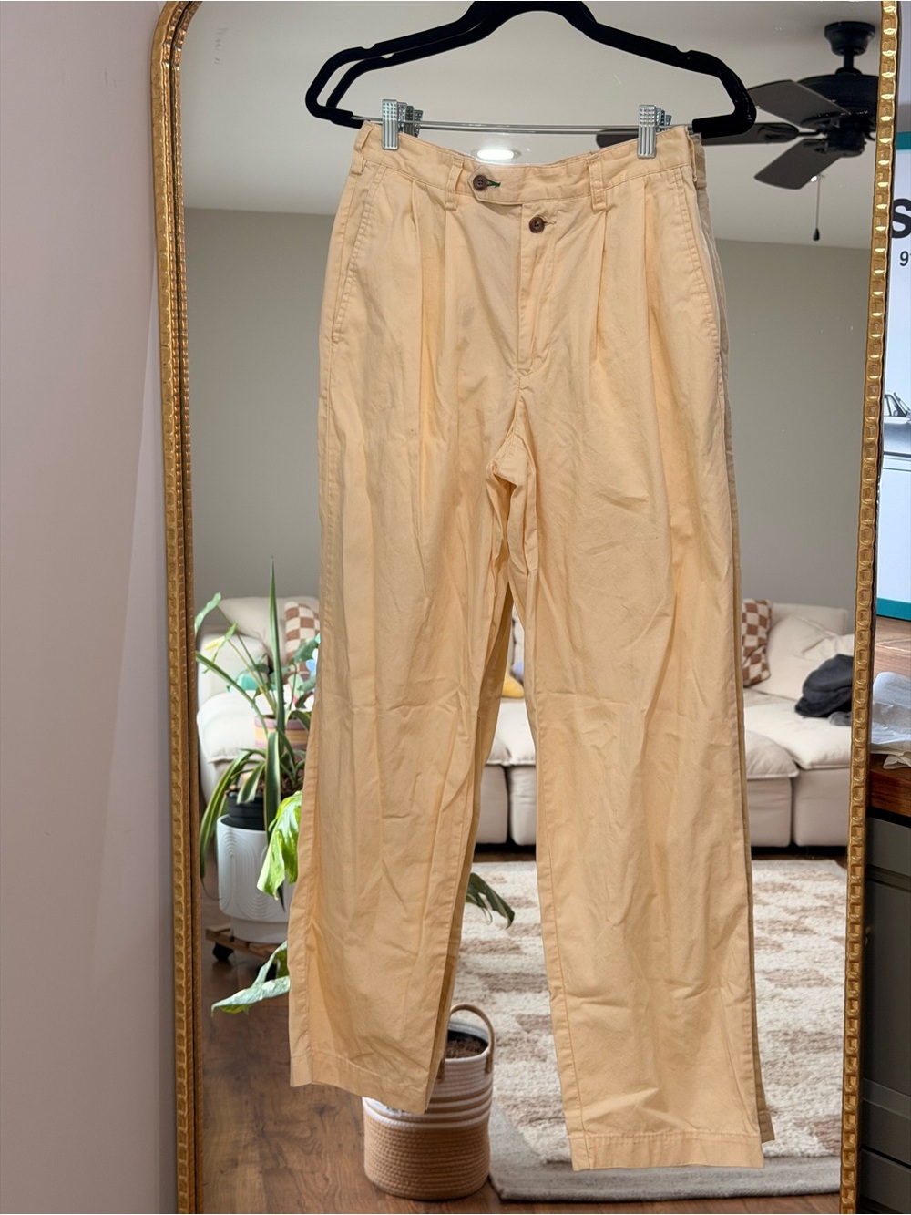 Vintage Tommy Hilfiger Pleated Chino Pants 30x32 Butter Yellow